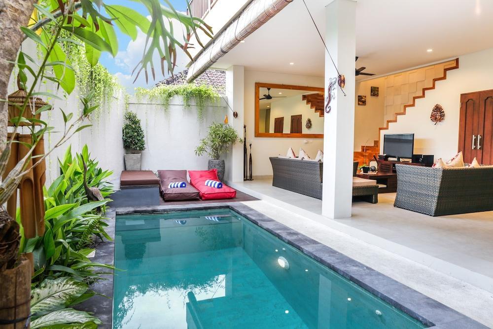 Aroha Boutique Villas Seminyak Exterior foto